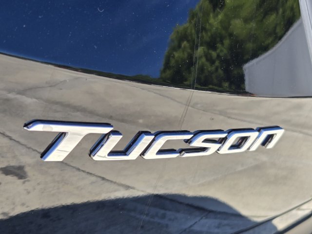 Used 2024 Hyundai Tucson Limited FWD image 14