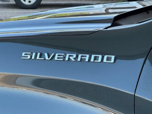 Used 2025 Chevrolet Silverado 1500 LT AWD/4WD image 5
