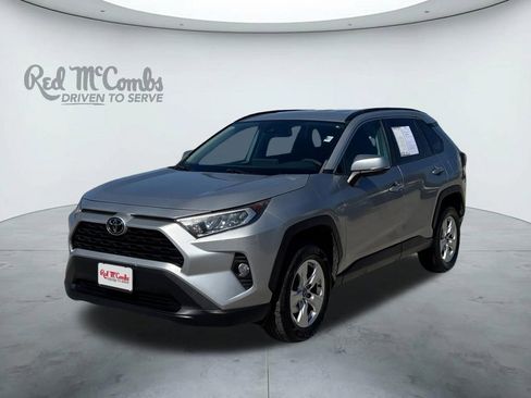 Used 2021 Toyota RAV4 XLE FWD image 1