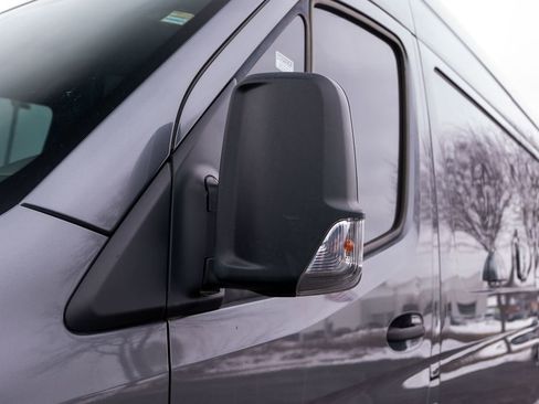 Used 2022 Mercedes-Benz Sprinter 4500 image 9