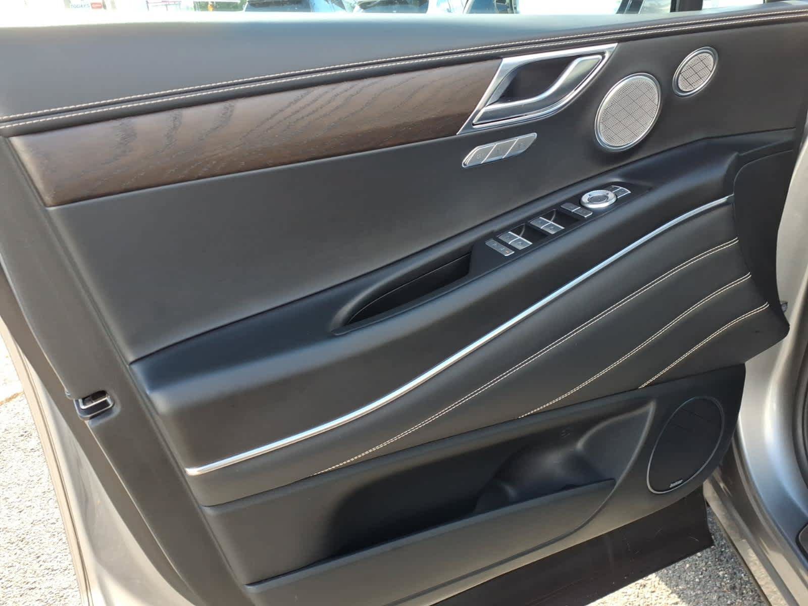 Used 2024 Genesis GV80 3.5T w/ Prestige Package AWD/4WD image 10