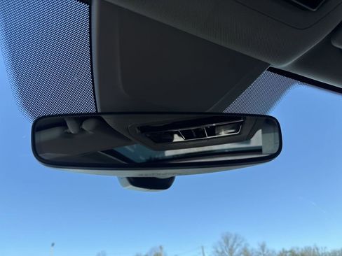 Certified 2025 Volkswagen Atlas Peak Edition SE image 38