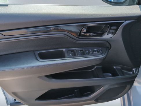 Used 2023 Honda Odyssey Touring image 15