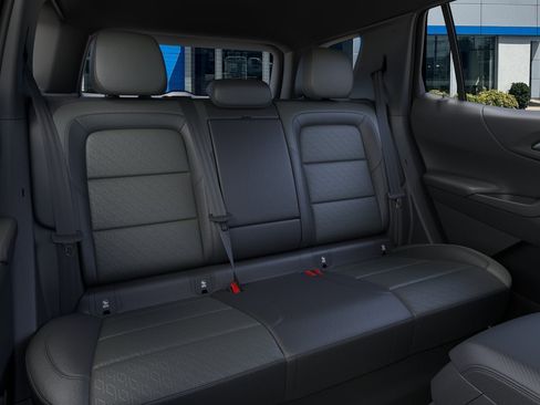 New 2026 Chevrolet Equinox LT FWD image 17