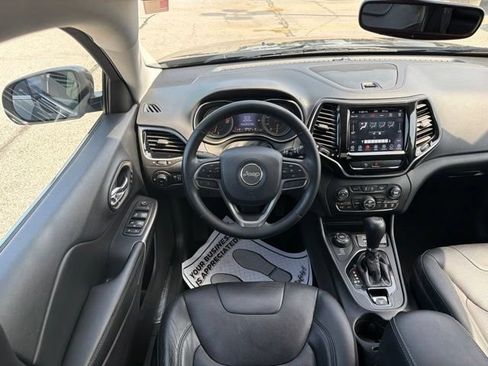 Used 2020 Jeep Cherokee Limited AWD/4WD image 18