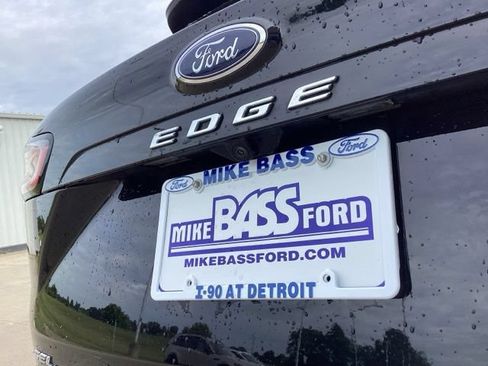 Used 2024 Ford Edge SEL w/ Convenience Package AWD/4WD image 18
