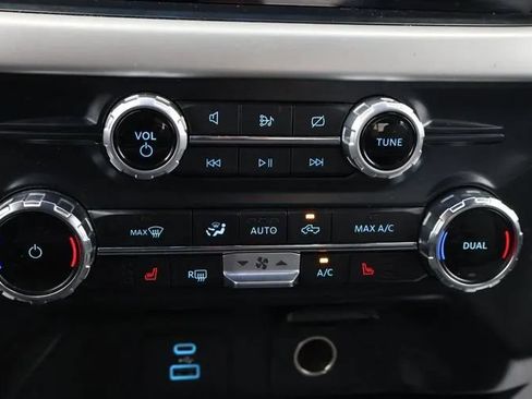 Used 2022 Ford F150 XLT w/ Equipment Group 302A High AWD/4WD image 33