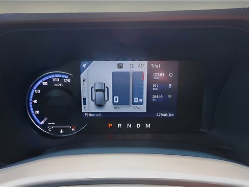 Used 2022 Ford Bronco Outer Banks image 16