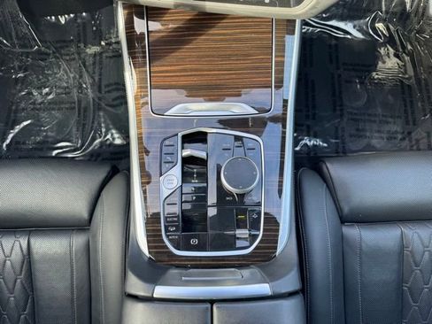Certified 2025 BMW X5 xDrive50e image 26