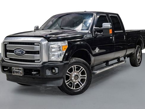 Used 2016 Ford F350 Platinum image 4