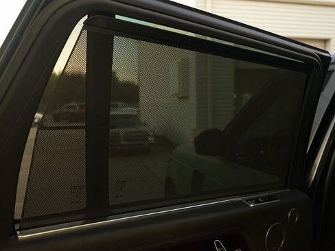 Used 2020 Land Rover Range Rover Long Wheelbase HSE image 26