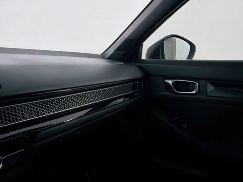 Used 2023 Honda Civic Sport image 36