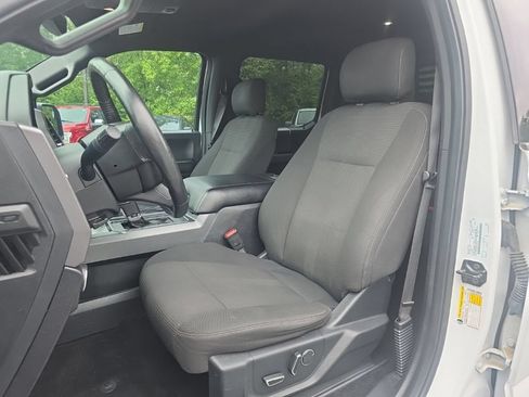 Used 2017 Ford F150 XLT w/ Equipment Group 302A Luxury AWD/4WD image 18
