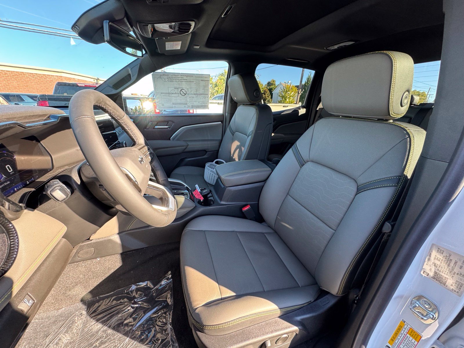 New 2026 Chevrolet Colorado ZR2 AWD/4WD image 14