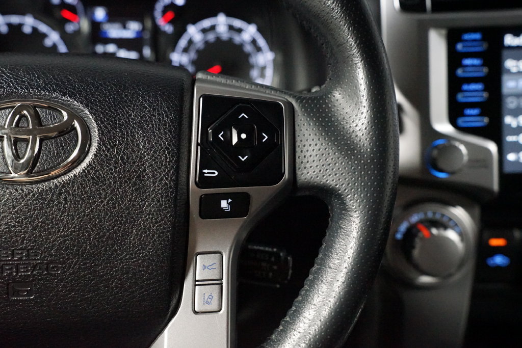 Used 2021 Toyota 4Runner SR5 AWD/4WD image 14