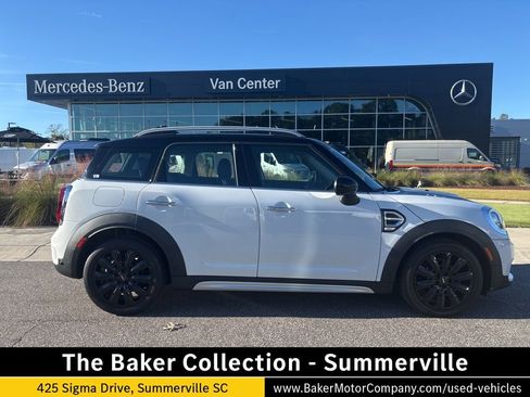 Used 2019 MINI Cooper Countryman Signature w/ Premium Package image 2