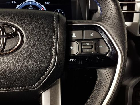 Used 2023 Toyota Tundra Platinum AWD/4WD image 21