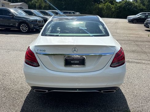 Used 2017 Mercedes-Benz C 300 Sedan image 6
