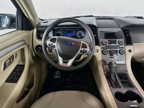 Used 2015 Ford Taurus SE FWD image 26