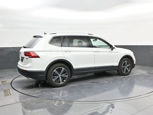 Used 2019 Volkswagen Tiguan SEL AWD/4WD image 8