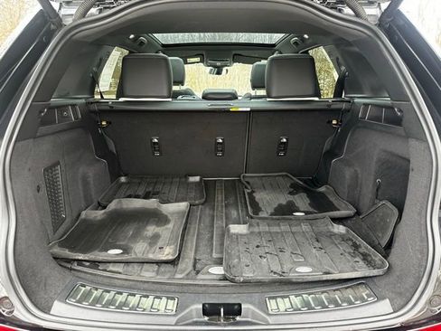 Used 2023 Land Rover Discovery Sport SE R-Dynamic image 14