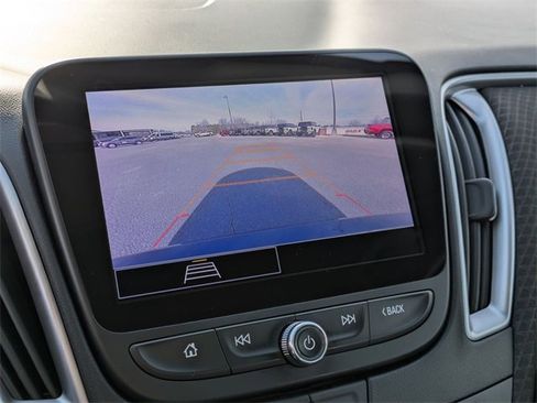 Used 2023 Chevrolet Malibu LT image 23