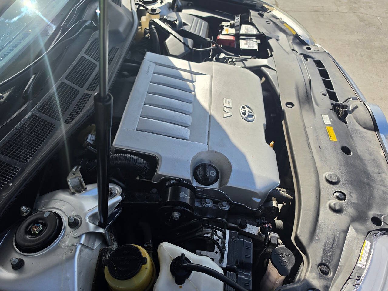 Used 2011 Toyota Avalon Limited FWD image 51