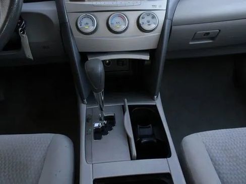 Used 2011 Toyota Camry LE w/ LE Extra-Value Pkg image 35