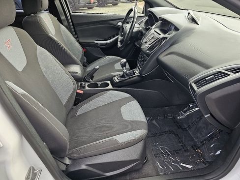 Used 2014 Ford Focus ST image 18