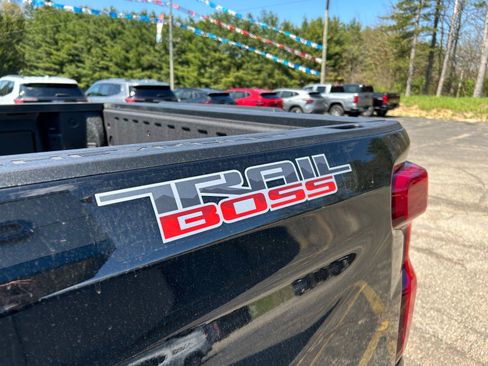 New 2026 Chevrolet Silverado 1500 Custom Trail Boss AWD/4WD image 18