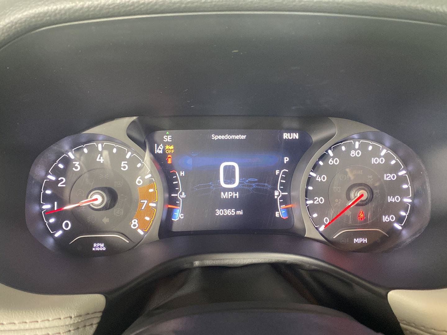Used 2024 Jeep Compass Limited w/ Sun and Sound Group AWD/4WD image 9