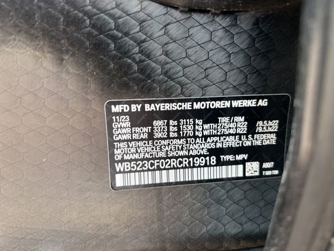 Used 2024 BMW iX xDrive50 w/ Premium Package AWD/4WD image 33