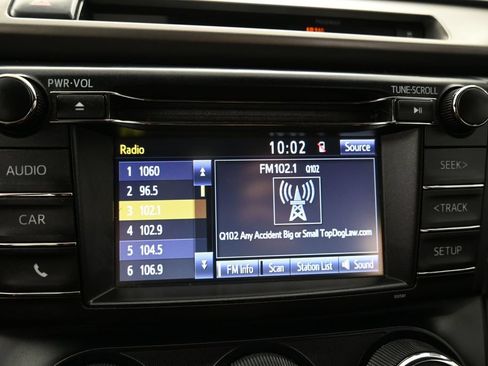 Used 2016 Toyota RAV4 LE AWD/4WD image 24