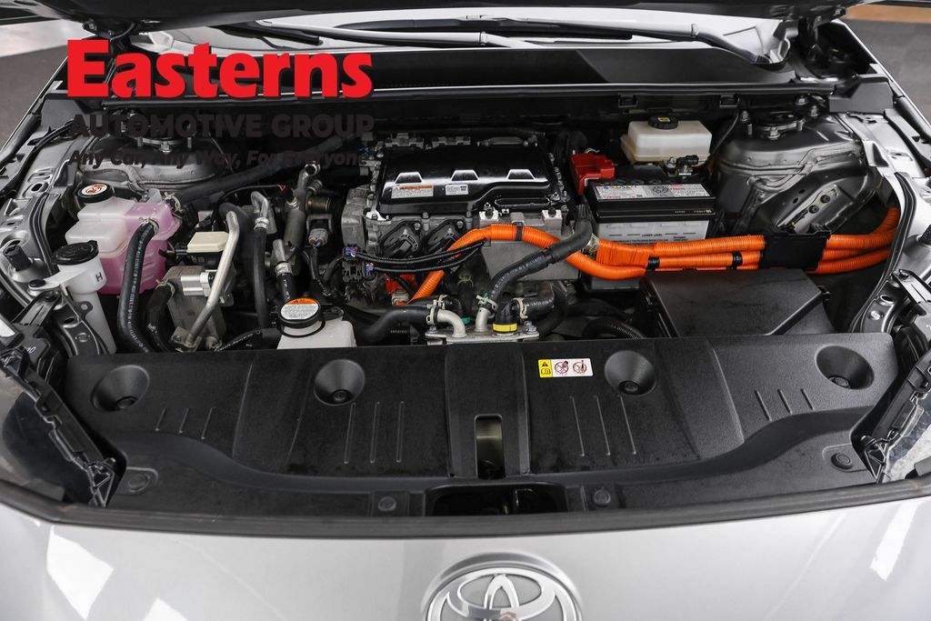 Used 2025 Toyota bZ4X AWD w/ Weather Package image 9