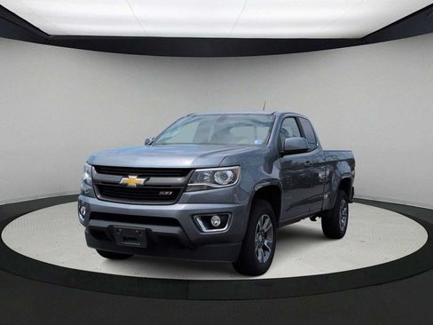Used 2018 Chevrolet Colorado Z71 AWD/4WD image 4