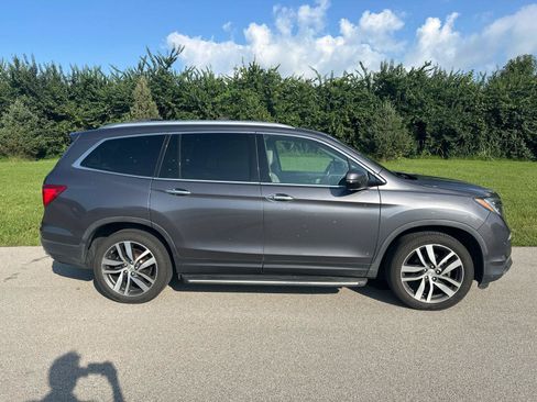 Used 2018 Honda Pilot Elite image 13