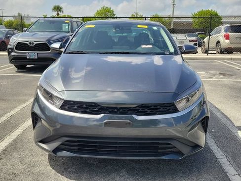 Used 2023 Kia Forte LXS FWD image 2