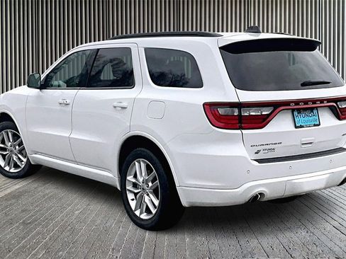 Used 2023 Dodge Durango GT image 2