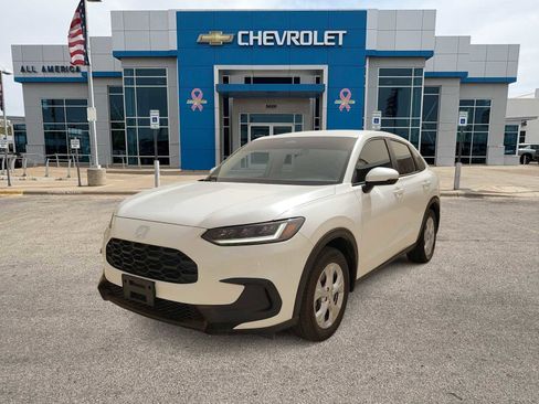 Used 2025 Honda HR-V LX image 1