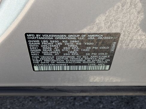 Used 2024 Volkswagen Atlas SEL Premium R-Line AWD/4WD image 38