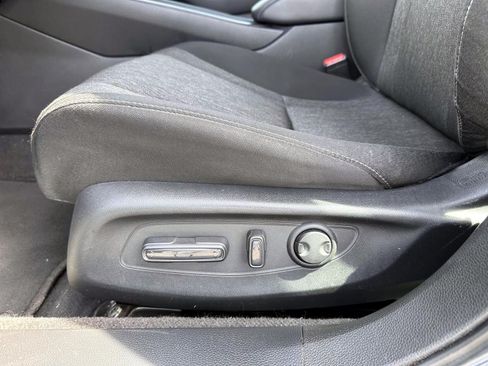 Used 2023 Honda Accord EX image 10