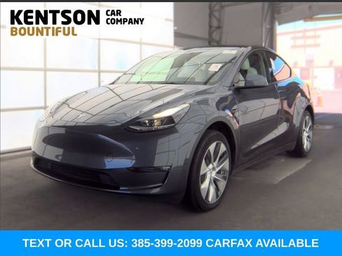 Used 2023 Tesla Model Y Long Range AWD/4WD image 1