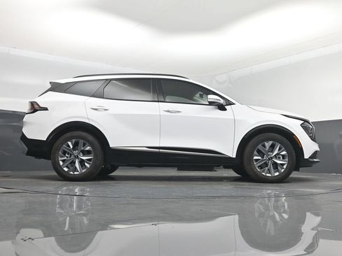 Used 2025 Kia Sportage SX FWD image 16