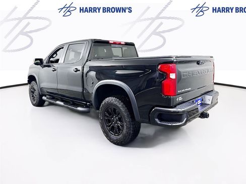 Used 2025 Chevrolet Silverado 1500 ZR2 w/ Technology Package image 30