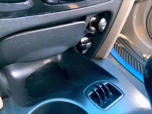 Used 2005 Hyundai Santa Fe GLS image 32