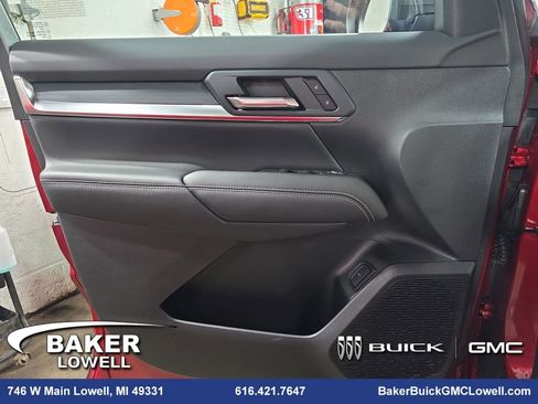 New 2026 GMC Terrain Elevation image 25