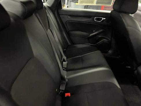 Used 2023 Honda Civic Sport image 21