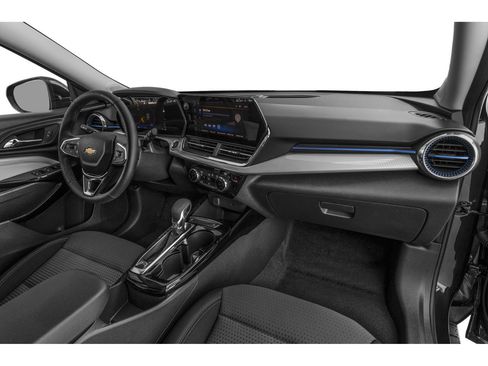 New 2025 Chevrolet Trax RS image 30