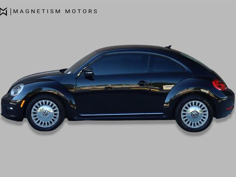 Used 2015 Volkswagen Beetle 1.8T FWD image 3