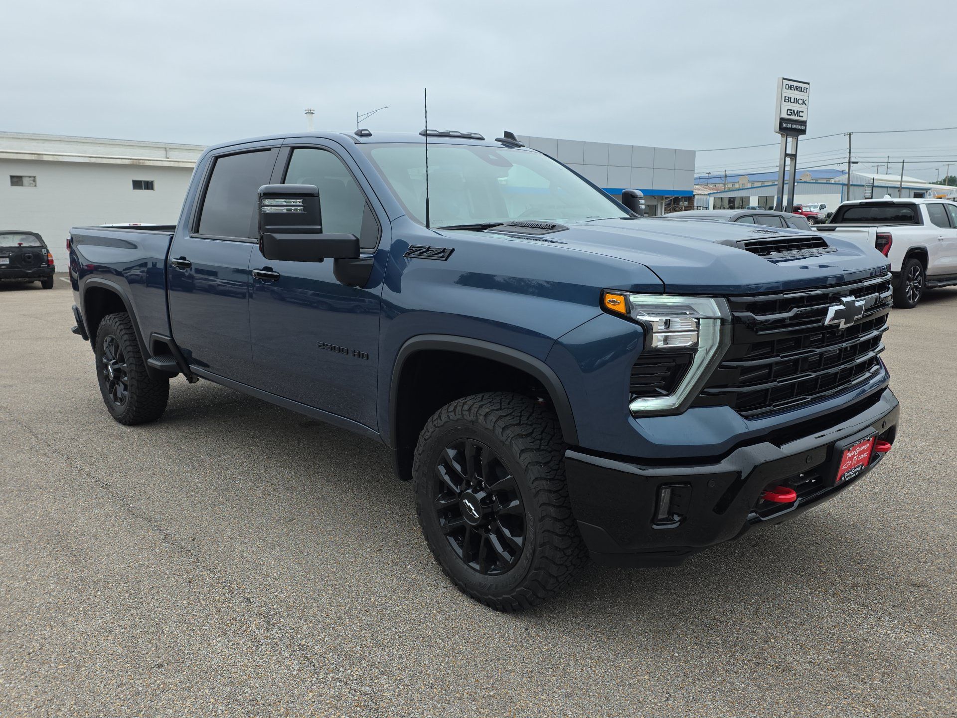 New 2026 Chevrolet Silverado 2500 LT w/ Trail Boss Package AWD/4WD image 2
